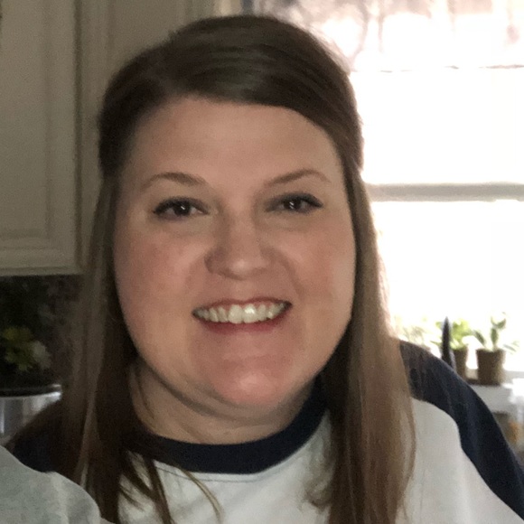 Meet your Posher, Sarah - Picture 1 of 1